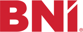 Rotes Logo mit den Buchstaben „BNI“ in großer, fetter Schrift. Auf der rechten Seite des „N“ verläuft eine diagonale Linie. Unten rechts im Logo befindet sich ein eingetragenes Markensymbol (®). Der Hintergrund ist transparent.